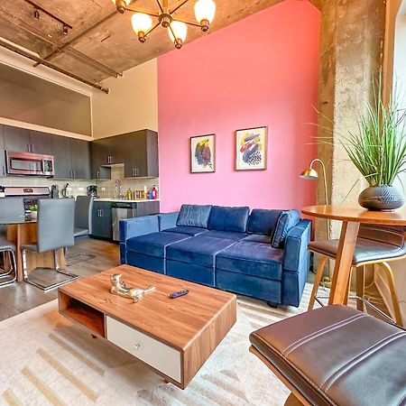 Modern 2Br Loft With Amazing City Skyline View And Optional Parking For 8 Guests Near Mccormick Place And Soldier Field Chicago Exterior photo
