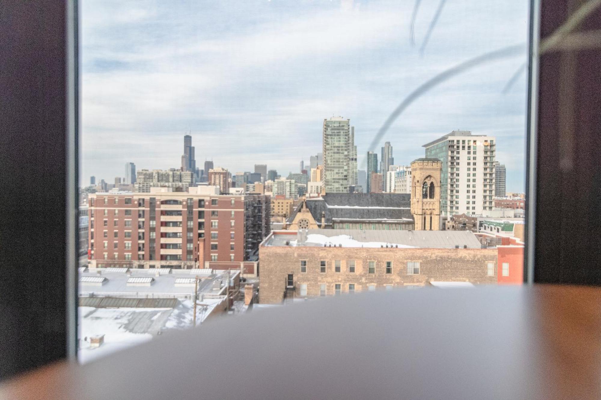 Modern 2Br Loft With Amazing City Skyline View And Optional Parking For 8 Guests Near Mccormick Place And Soldier Field Chicago Exterior photo