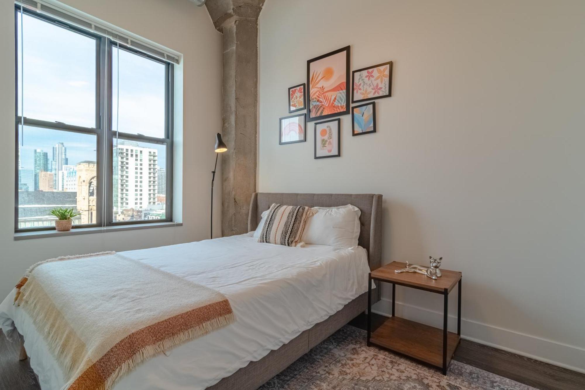 Modern 2Br Loft With Amazing City Skyline View And Optional Parking For 8 Guests Near Mccormick Place And Soldier Field Chicago Exterior photo